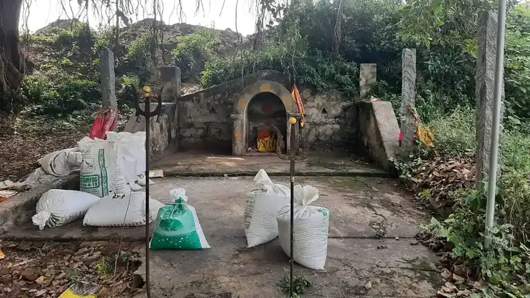 Arulmigu Pidari Temple, Athiyurthirukai - 605701 Temple