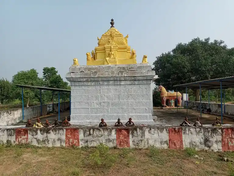 Arulmigu Pidari Temple, Esaandhai - 606201 Arulmigu Pidari Temple, Esaandhai - 606201, Kallakurichi - Ancient Temple Architecture and History Image 2