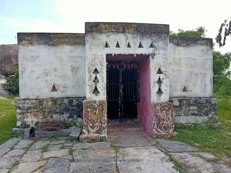 Arulmigu Pidari Temple, Kaspakaaranai - 605755 அருள்மிகு பிடாரி, அய்யனார் திருக்கோயில், Kaspakaaranai - 605755, Viluppuram - Ancient Temple Architecture and History Image 2