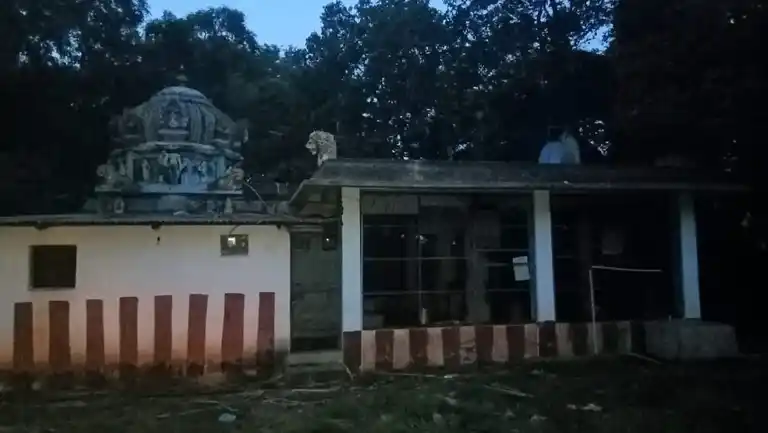 Arulmigu Pidari Temple, Komma Samuthiram - 605751 அருள்மிகு பிடாரி திருக்கோயில், Komma Samuthiram - 605751, Kallakurichi - Ancient Temple Architecture and History Image 3