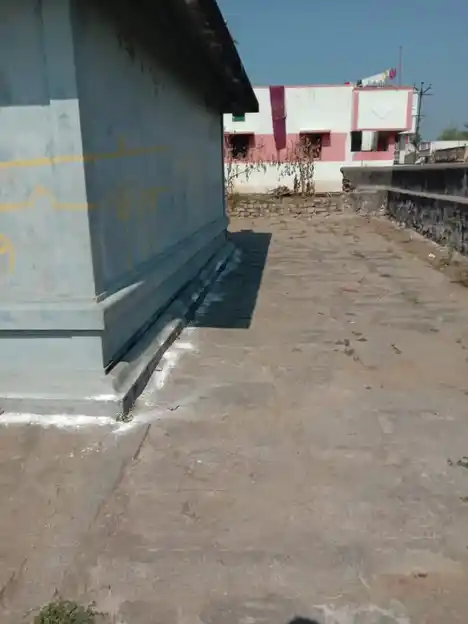 Arulmigu Pidari Temple, Melkaaranai - 605202 Temple