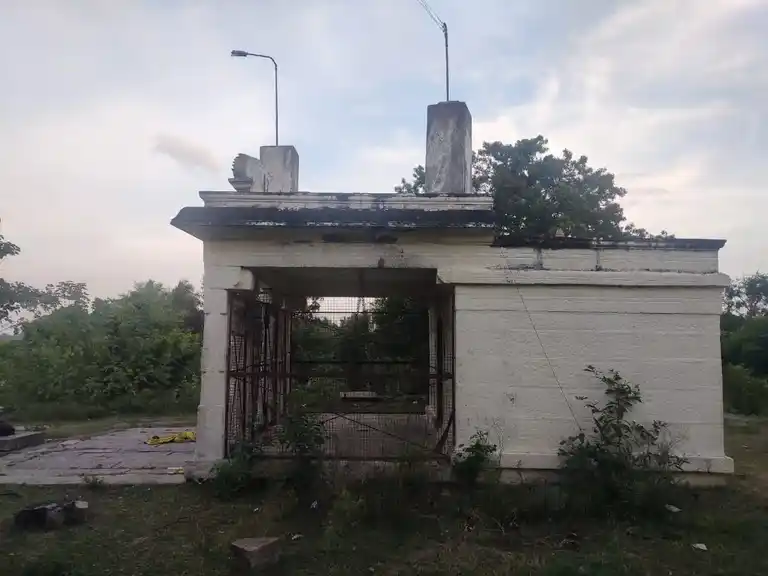 Arulmigu Pidari Temple, Munivaazhai - 606205 அருள்மிகு பிடாரி திருக்கோயில், Munivaazhai - 606205, Kallakurichi - Ancient Temple Architecture and History Image 2