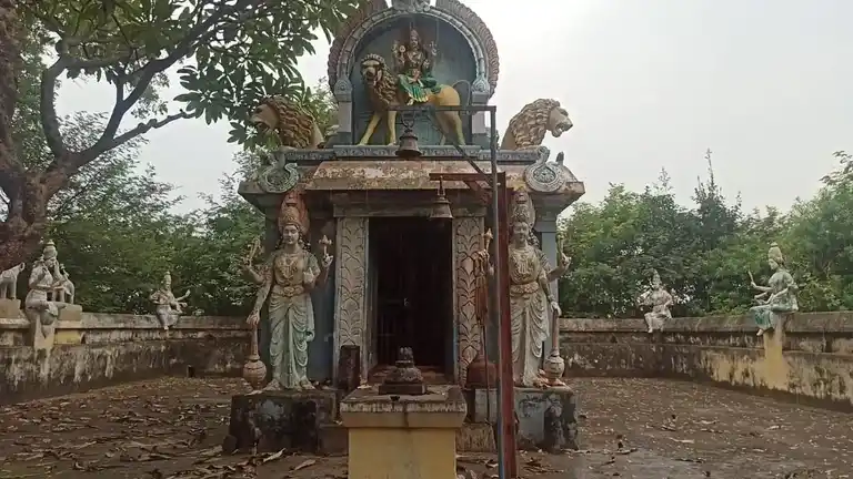 Arulmigu Pidari Temple, Pandiyangkuppam - 606201 அருள்மிகு பிடாரி திருக்கோயில், Pandiyangkuppam - 606201, Kallakurichi - Ancient Temple Architecture and History Image 3