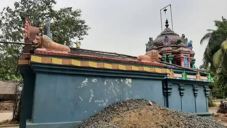 Arulmigu Pidari Temple, Pillur - 605103 அருள்மிகு பிடாரி திருக்கோயில், பில்லூர் - 605103, Viluppuram - Ancient Temple Architecture and History Image 4