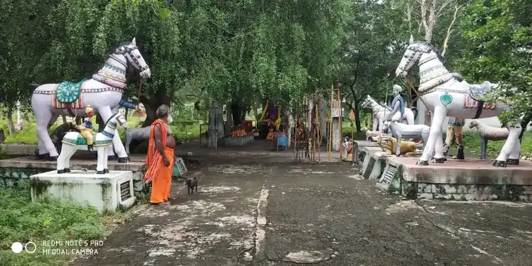 Arulmigu Pidari Temple, Pudhuppattu - 606402 Arulmigu Pidari Temple, Pudhuppattu - 606402, Kallakurichi - Ancient Temple Architecture and History Image 3