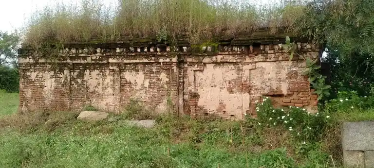 Arulmigu Pidari Temple, Raavuththanallur - 606402 அருள்மிகு பிடாரி திருக்கோயில், Raavuththanallur - 606402, Kallakurichi - Ancient Temple Architecture and History Image 2