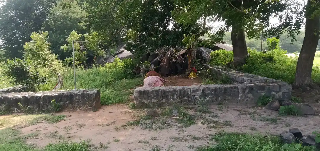 Arulmigu Pidari Temple, Siththaathur - 605701