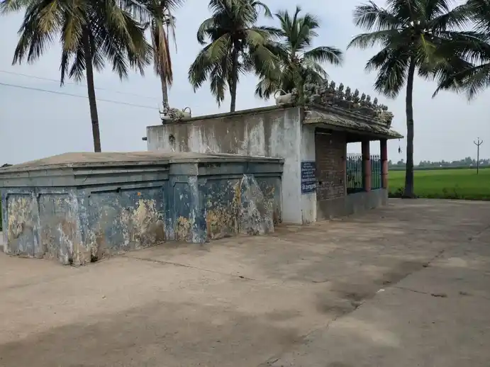 Arulmigu Pidari Temple, Vadamarudhur - 605803 அருள்மிகு பிடாரி திருக்கோயில், Vadamarudhur - 605803, Kallakurichi - Ancient Temple Architecture and History Image 4