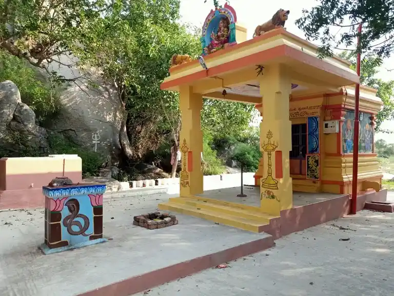 Arulmigu Pidari Temple, Veerapandi - 605758 அருள்மிகு பிடாரி திருக்கோயில், Veerapandi - 605758, Viluppuram - Ancient Temple Architecture and History Image 2