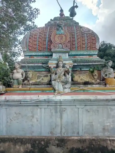 Arulmigu Pidari Temple, Venganthur - 605402 Arulmigu Pidari Temple, Venganthur - 605402, Viluppuram - Ancient Temple Architecture and History Image 4