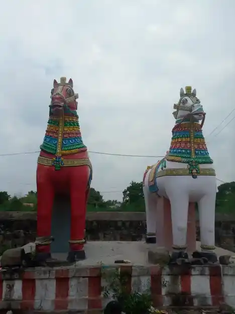 Arulmigu Pidari Vadapadra Kaliamman Temple, Thiruthalayour, Thiruthalayr - 621217 Arulmigu .Pidari Vadapadra Kaliamman Temple, Thiruthalayour, Thiruthalayr - 621217, Thiruchirappalli - Ancient Temple Architecture and History Image 3