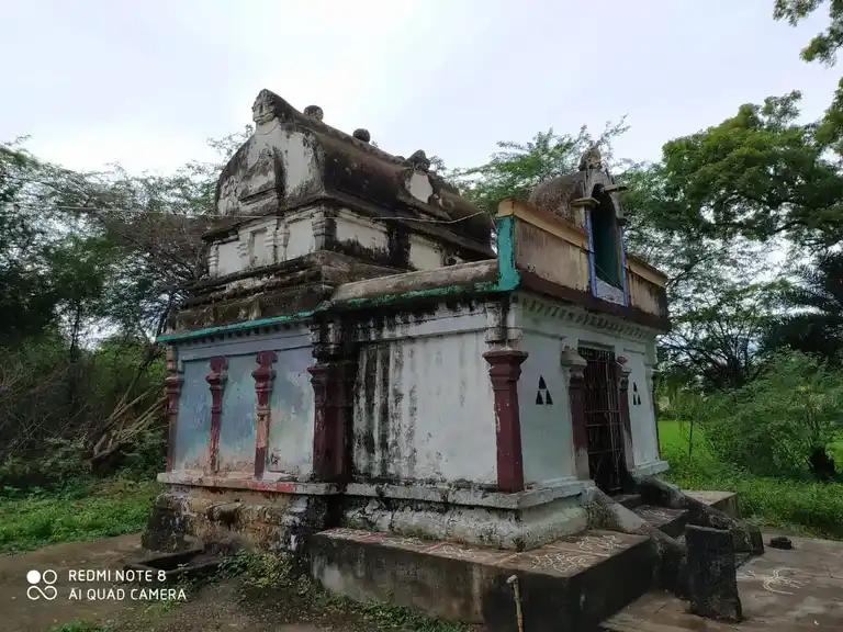 Arulmigu Pidari Veerathamman Temple, Meyyur - 602001 அருள்மிகு பிடாரி வீரத்தம்மன் திருக்கோயில், மெய்யூர் - 602001, Tiruvallur - Ancient Temple Architecture and History Image 2
