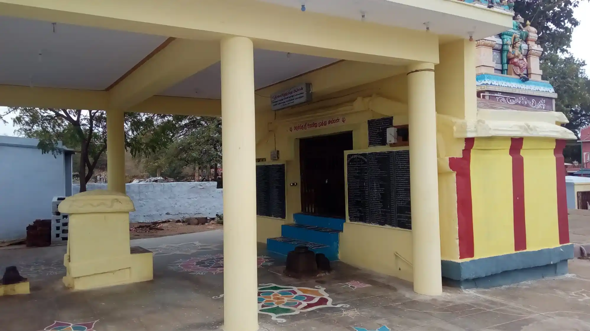 Arulmigu Pidari Vilagam Sri Vailu Muthuamman And Mariamman And Utchimakaaliamman Temple, Adaichani, Adaichani - 627413