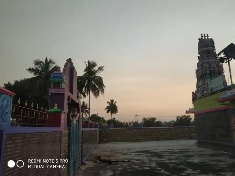 Arulmigu Pidariamman Mariamman Temple, Kundukkal, Kamalapuram - 636309 அருள்மிகு பிடாரியம்மன், மாரியம்மன் திருக்கோயில், Kundukkal, Kamalapuram - 636309, Salem - Ancient Temple Architecture and History Image 7