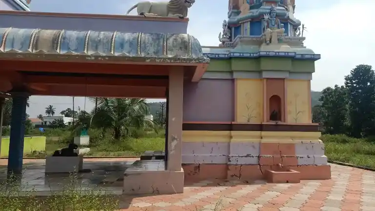 Arulmigu Pidariamman Temple, Chandranallur, Vellar - 636451 அருள்மிகு பிடாரியம்மன் திருக்கோயில், Chandranallur, Vellar - 636451, Salem - Ancient Temple Architecture and History Image 4