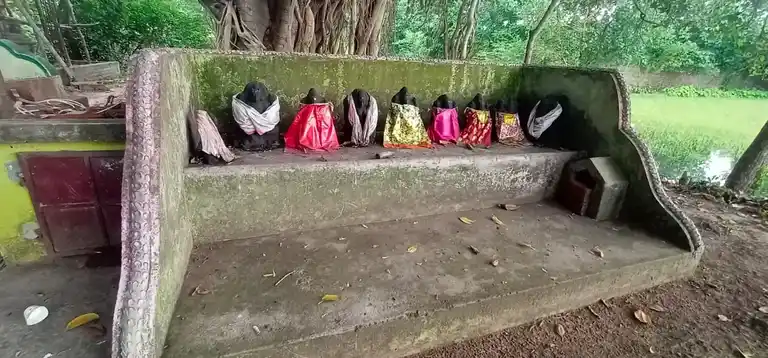 Arulmigu Pidariamman Temple, Kadalangudi - 609501