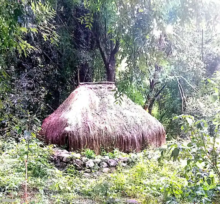 Arulmigu Pidariamman Temple, Kulavanthipatty, Devanur Nadu - 637411 அருள்மிகு பிடாரியம்மன் திருக்கோயில், Kulavanthipatty, Devanur Nadu - 637411, Namakkal - Ancient Temple Architecture and History Image 4