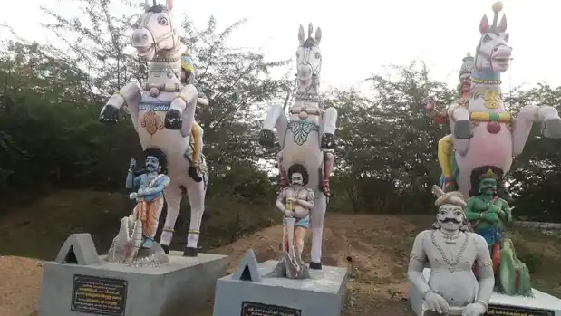 Arulmigu Pidariamman Temple, Melakkurichi - 606204 அருள்மிகு ஐயம்பிடாரி திருக்கோயில், மேலகுறிச்சி - 606204, Cuddalore - Ancient Temple Architecture and History Image 2