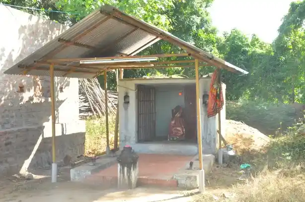 Arulmigu Pidariamman Temple, Reddipalayam - 612713 அருள்மிகு பிடாரி அம்மன் திருக்கோவில், ரெட்டிபாளையம், மேலக்கொருக்கை, ரெட்டிபாளையம் - 612713, Thanjavur - Ancient Temple Architecture and History Image 3