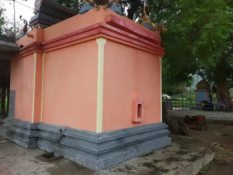 Arulmigu Pidariamman Temple, Somanthangal - 632301