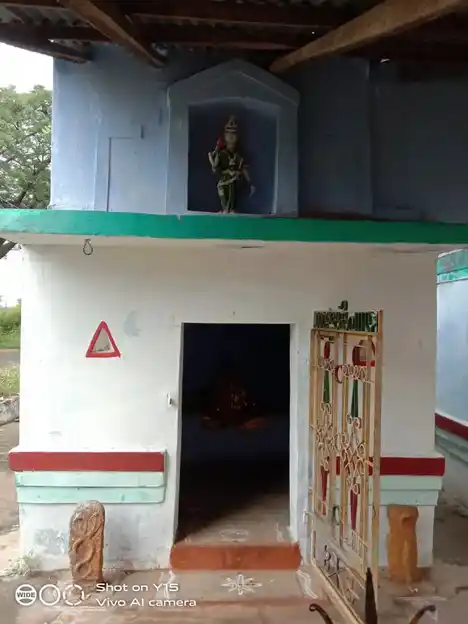 Arulmigu Pidariamman Temple, V.Muthampatti - 635301 Arulmigu Pidariamman Temple, V.Muthampatti - 635301, Dharmapuri - Ancient Temple Architecture and History Image 2