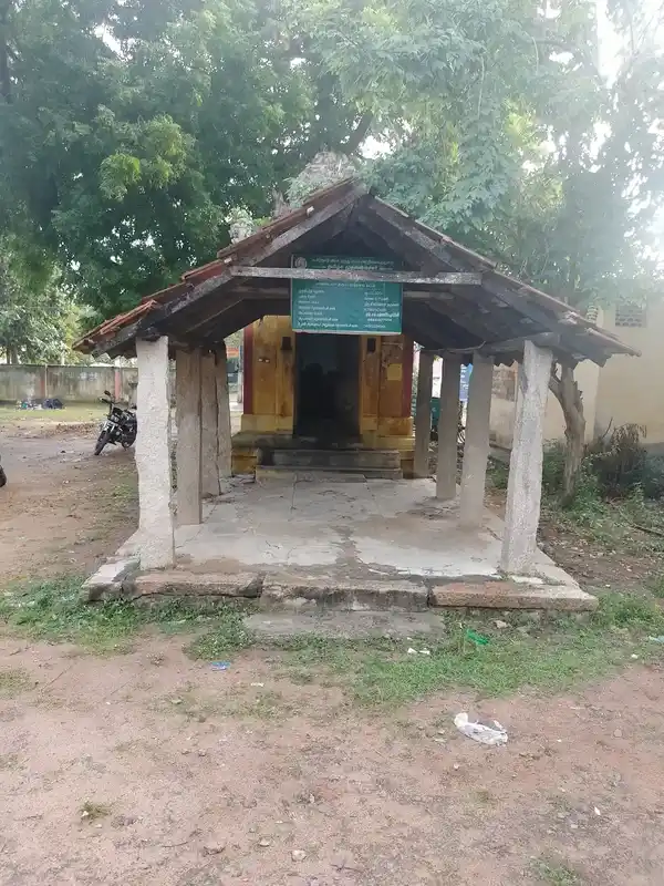 Arulmigu Pidariamman Temple, Vandayar Iruppu, Vandayar Iruppu - 614019 அருள்மிகு பிடாரியம்மன் திருக்கோயில், வாண்டையார் இருப்பு, வாண்டையார் இருப்பு - 614019, Thanjavur - Ancient Temple Architecture and History Image 3