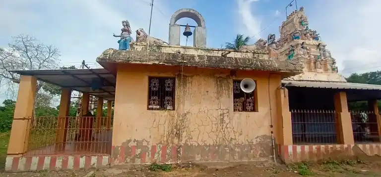 Arulmigu Pidariamman Temple, Vellai Adhambar - 609503 அருள்மிகு பிடாரியம்மன் ஆலயம், Vellai Adhambar - 609503, Thiruvarur - Ancient Temple Architecture and History Image 2