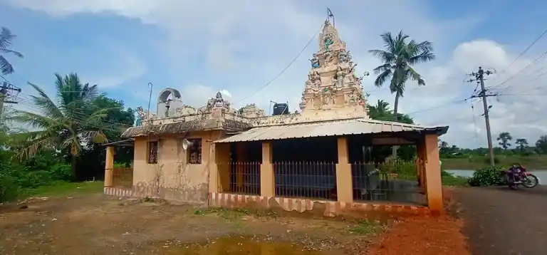 Arulmigu Pidariamman Temple, Vellai Adhambar - 609503 அருள்மிகு பிடாரியம்மன் ஆலயம், Vellai Adhambar - 609503, Thiruvarur - Ancient Temple Architecture and History Image 3