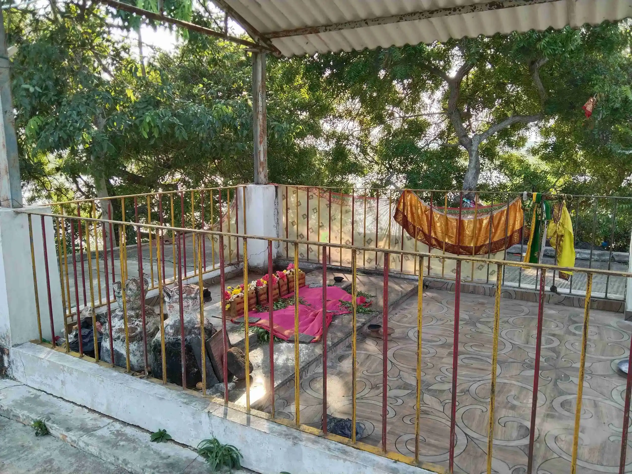 Arulmigu Pidariammantemple, Sathamangalam - 603306 அருள்மிகு பிடாரியம்மன் திருக்கோயில், Sathamangalam - 603306, Chengalpattu - Ancient Temple Architecture and History Image 4