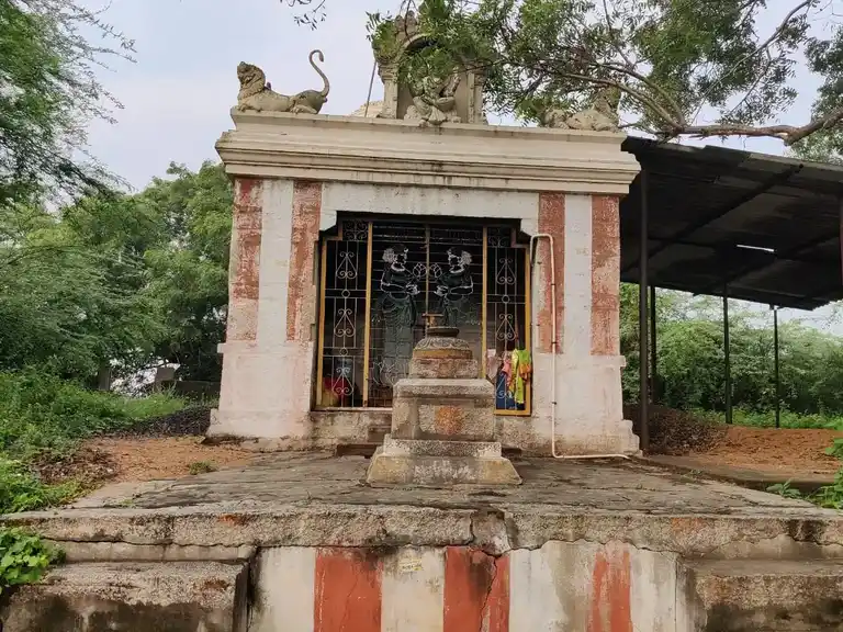Arulmigu Pidariponniamman Temple, N.H.Main Road, Ramanjeri - 602001 அருள்மிகு பிடாரி பொன்னியம்மன் திருக்கோயில், N.H.Main Road, Ramanjeri - 602001, Tiruvallur - Ancient Temple Architecture and History Image 2
