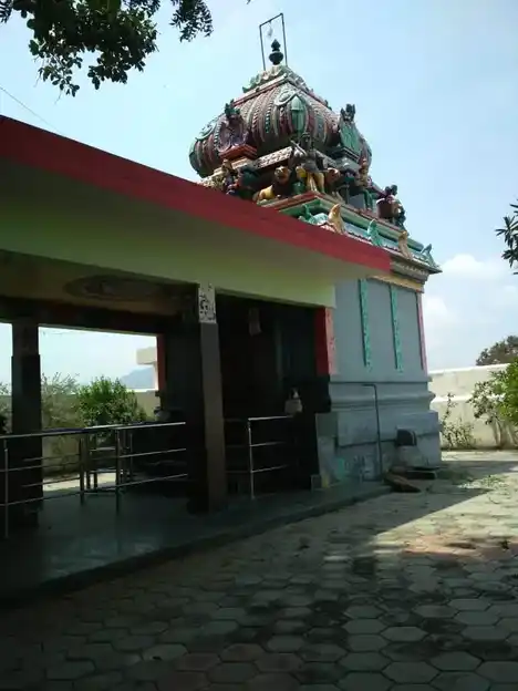 Arulmigu Pidariponniyamman Temple, Puththur - 632512 அருள்மிகு பிடாரி பொன்னியம்மன் திருக்கோயில், புத்தூர் - 632512, Vellore - Ancient Temple Architecture and History Image 2