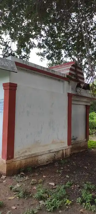 Arulmigu Pidariyamman Temple, Enungoor - 639110 அருள்மிகு பிடாரியம்மன் திருக்கோயில், Enungoor - 639110, Karur - Ancient Temple Architecture and History Image 3