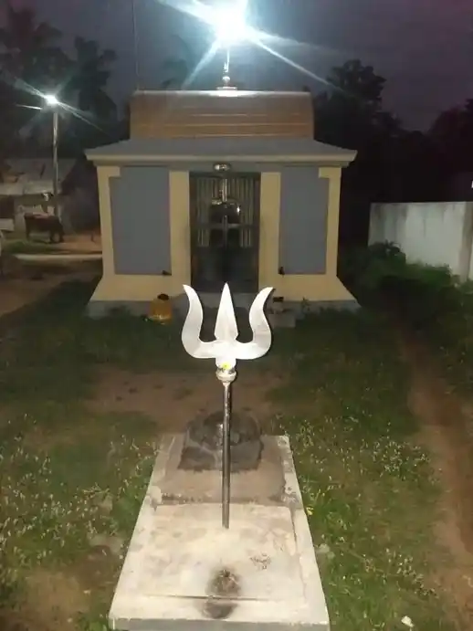 Arulmigu Pidariyamman Temple, Mittamandagapattu - 605106 அருள்மிகு பிடாரியம்மன் திருக்கோயில், மிட்டாமண்டகப்பட்டு - 605106, Viluppuram - Ancient Temple Architecture and History Image 4