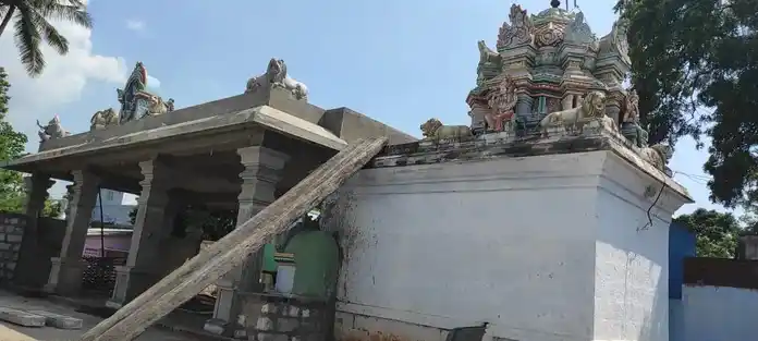 Arulmigu Pidariyamman Temple, Nangavaram - 639110 அருள்மிகு பிடாரியம்மன் திருக்கோயில், Nangavaram - 639110, Karur - Ancient Temple Architecture and History Image 2