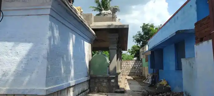 Arulmigu Pidariyamman Temple, Nangavaram - 639110 அருள்மிகு பிடாரியம்மன் திருக்கோயில், Nangavaram - 639110, Karur - Ancient Temple Architecture and History Image 4