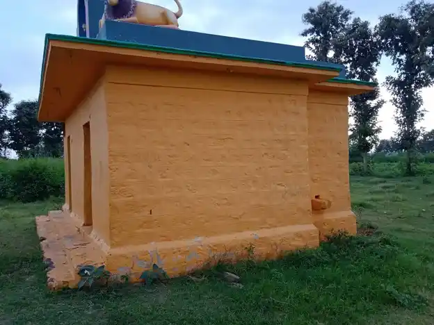 Arulmigu Pidariyamman Temple, Natham Kodiyur, Baisuhalli - 635205 Arulmigu Pidariyamman Temple, Natham Kodiyur, Baisuhalli - 635205, Dharmapuri - Ancient Temple Architecture and History Image 4