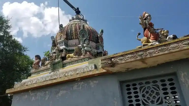 Arulmigu Pidariyamman Temple, Subburayapatti - 621305 அருள்மிகு பிடாரியம்மன் திருக்கோவில், கலிங்கப்பட்டி, சுப்புராயப்பட்டி - 621305, Thiruchirappalli - Ancient Temple Architecture and History Image 4