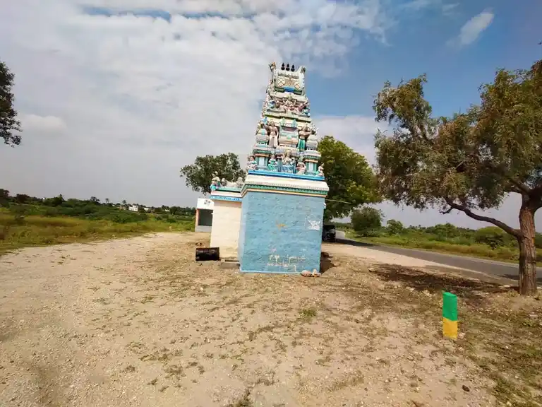 Arulmigu Pidariyamman Temple, Thangamuthupalayam - 621313 அருள்மிகு பிடாரியம்மன் திருக்கோயில், Thangamuthupalayam - 621313, Karur - Ancient Temple Architecture and History Image 4