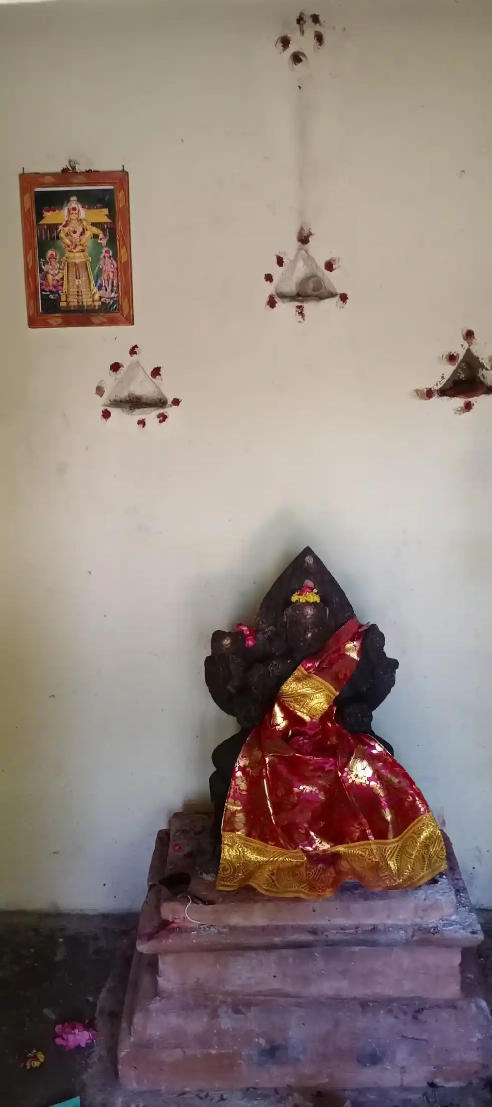 Arulmigu Pidariyamman Temple, Thillaiyadi - 609310 அ/மி.பிடாரியம்மன் திருக்கோயில், Thillaiyadi - 609310, Mayiladuthurai - Ancient Temple Architecture and History Image 2