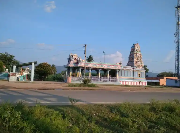 Arulmigu Pidariyamman Temple, Thoppupatty - 624706 அருள்மிகு பிடாரியம்மன் திருக்கோயில், Thoppupatty - 624706, Dindigul - Ancient Temple Architecture and History Image 4