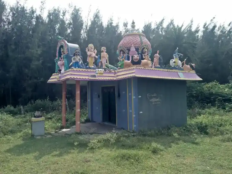 Arulmigu Pidariyar Temple, Ayanthathanoor - 621709 Temple