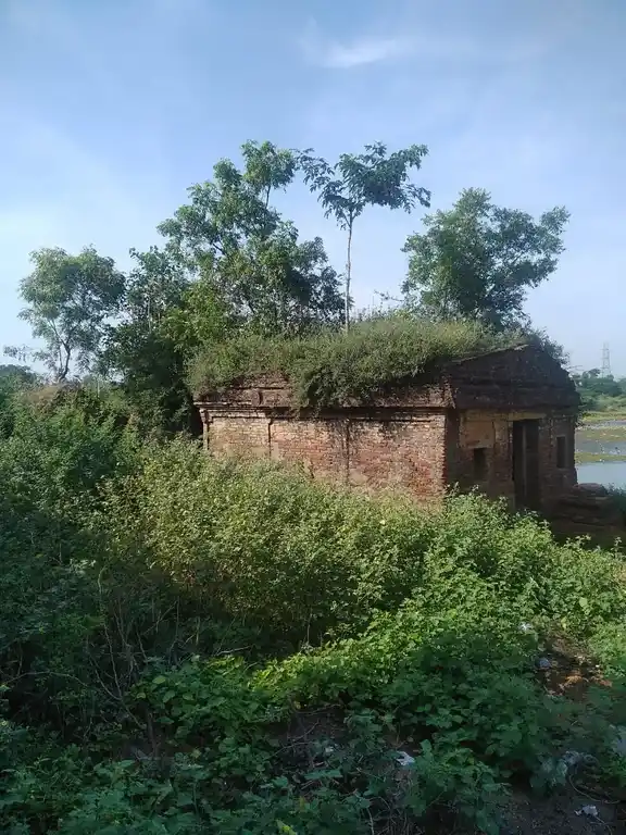Arulmigu Pidariyar Temple, Gangaikondacholapuram, Ariyalur - 621901 Arulmigu Pidariyar Temple, Gangaikondacholapuram, Ariyalur - 621901, Ariyalur - Ancient Temple Architecture and History Image 4