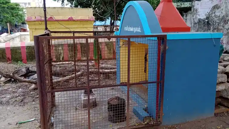 Arulmigu Pidariyar Temple, Idaiyathankudi - 621707 Temple