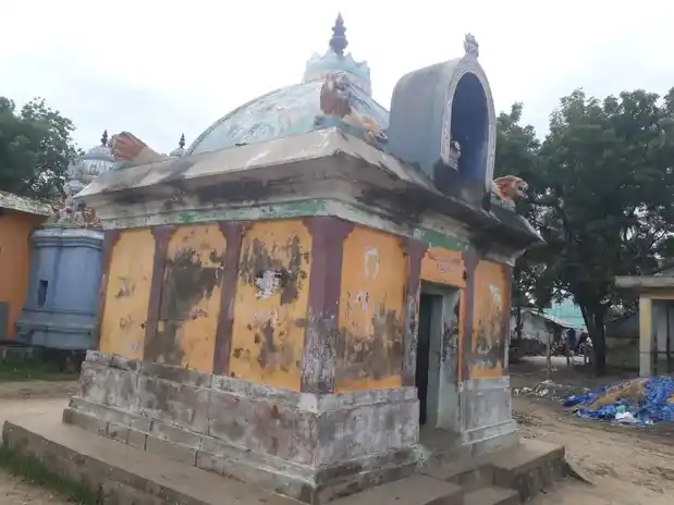 Arulmigu Pidariyar Temple, Karaivetti - 621715 Temple