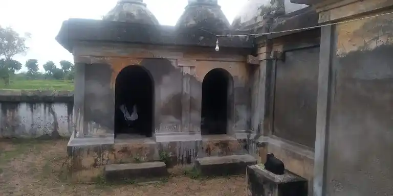 Arulmigu Pidariyar Temple, Kundaveli - 612903 அருள்மிகு பிடாரியார் திருக்கோயில், Kundaveli - 612903, Ariyalur - Ancient Temple Architecture and History Image 2