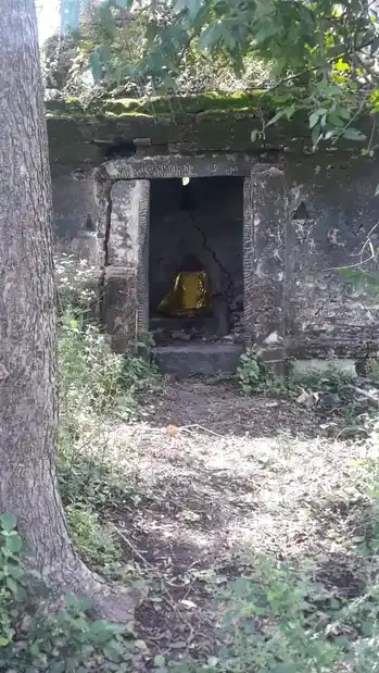 Arulmigu Pidariyar Temple, Thambai - 621115 Temple