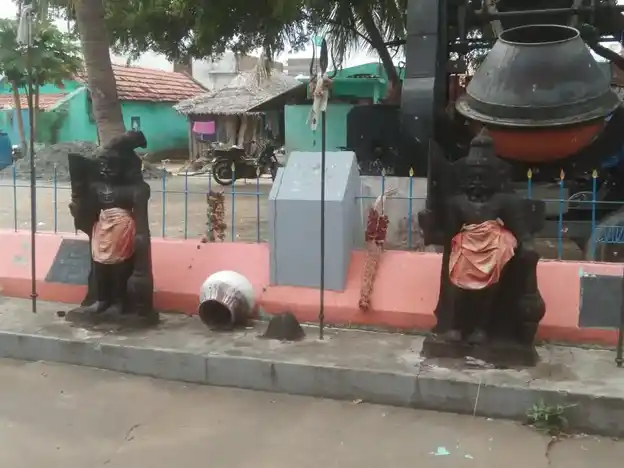 Arulmigu Pidariyar Ursuthiyaan Temple, Ladapuram - 621121 அருள்மிகு பிடாரியார் ஊர்சுத்தியான் திருக்கோயில், Ladapuram - 621121, Perambalur - Ancient Temple Architecture and History Image 4
