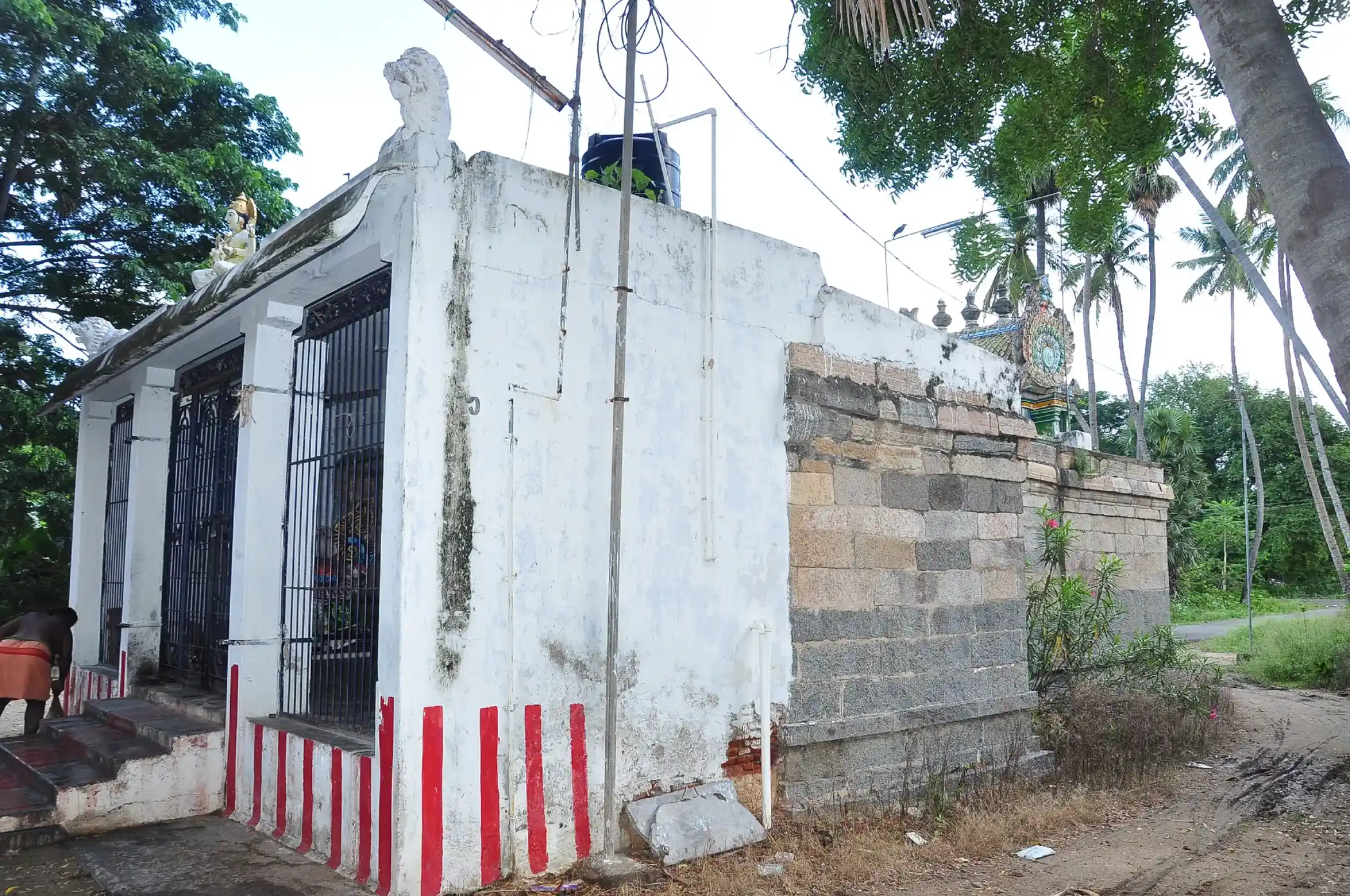 Arulmigu Pilaiyalamman Temple, Azhagiyamanavalam - 621005 அருள்மிகு பிள்ளையாளம்மன் திருக்கோயில், அழகியமணவாளம் - 621005, Thiruchirappalli - Ancient Temple Architecture and History Image 4