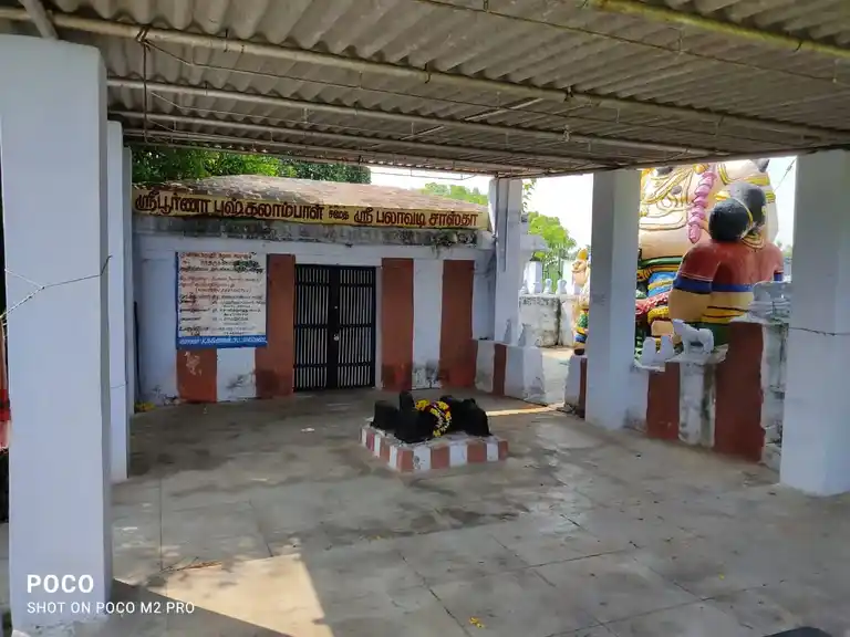 Arulmigu Pilavadi Sastha Temple, Village East Side, Yehambarapuram - 627416 அருள்மிகு பிலாவடி சாஸ்தா திருக்கோயில், Village East Side, Yehambarapuram - 627416, Tirunelveli - Ancient Temple Architecture and History Image 4