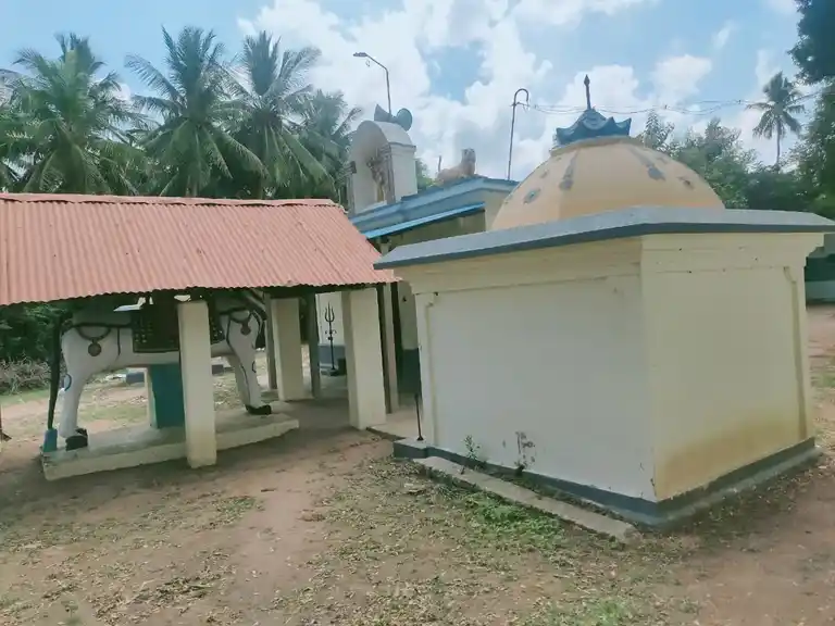 Arulmigu Pilikuthi Amman Temple, Kollidakarai, Alamelupuram Poondi - 613105